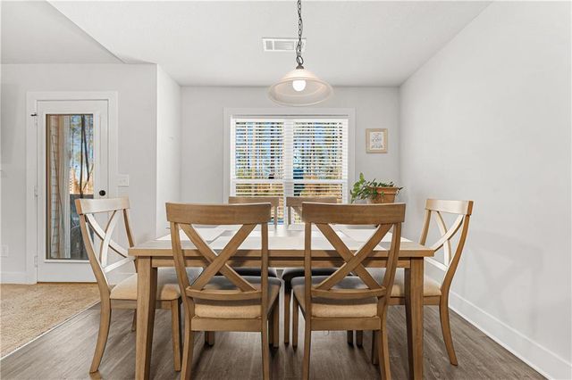 328 Walnut Drive, Hartwell, GA 30643