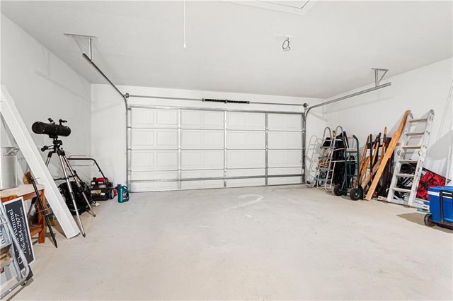 328 Walnut Drive, Hartwell, GA 30643