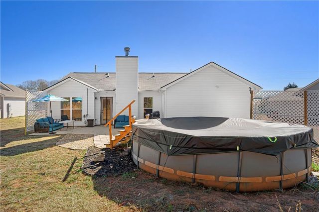 328 Walnut Drive, Hartwell, GA 30643