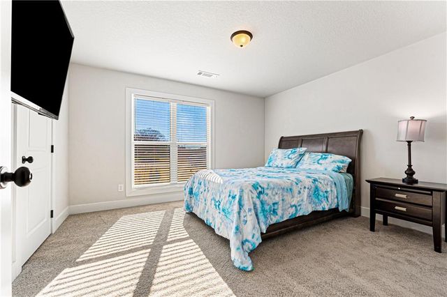 328 Walnut Drive, Hartwell, GA 30643