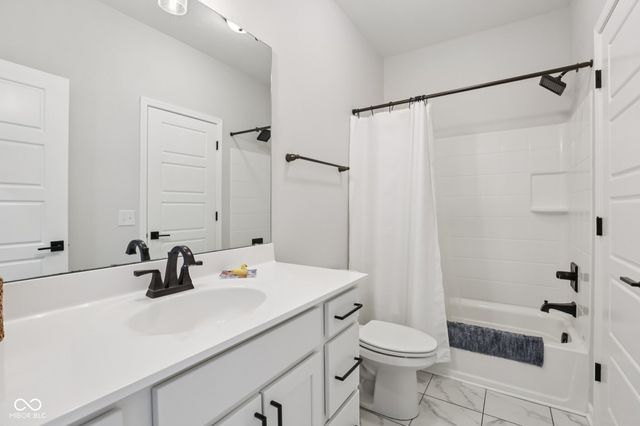 873 Templeton Drive, Carmel, IN 46032