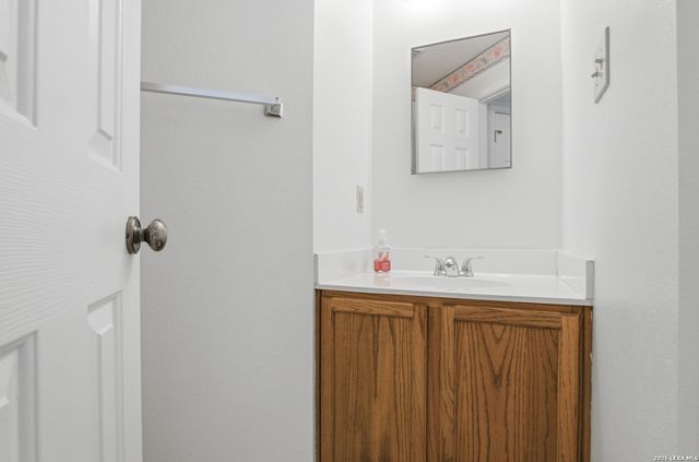 5510 CAMRY SPGS, San Antonio, TX 78251