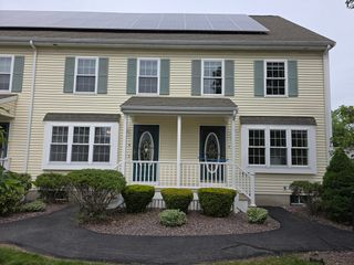 956 Warren Ave 4, Brockton, MA 02301