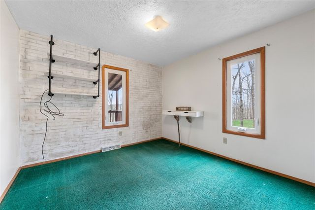 147 Valley View Road, Nottingham, PA 15330