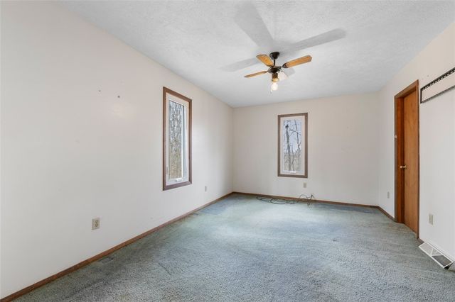 147 Valley View Road, Nottingham, PA 15330