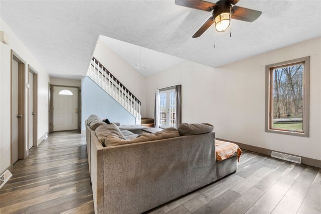 147 Valley View Road, Nottingham, PA 15330