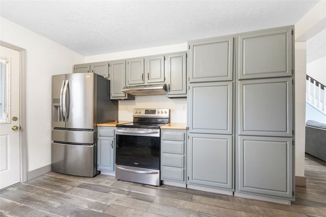 147 Valley View Road, Nottingham, PA 15330