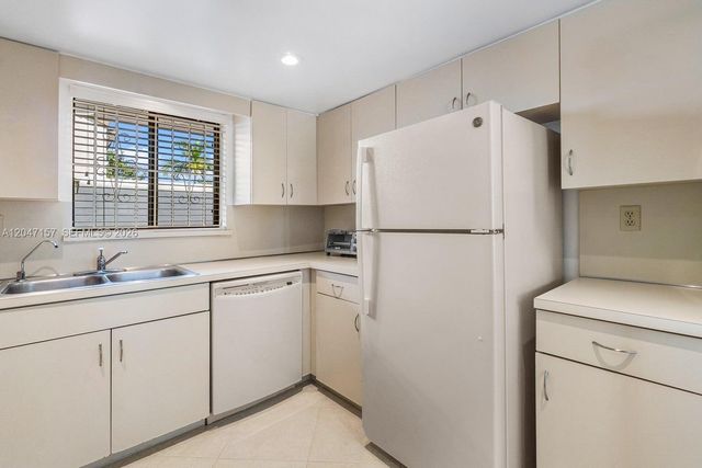 1520 Salzedo Street F, Coral Gables, FL 33134