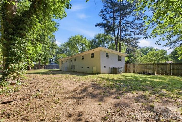 1815 Haines Street, Charlotte, NC 28216