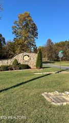 18 Cove Springs Drive, Dandridge, TN 37725