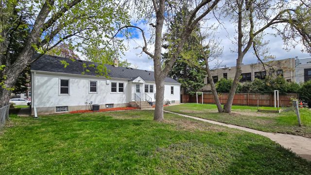 3738 28th Avenue S, Minneapolis, MN 55406