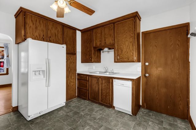 3738 28th Avenue S, Minneapolis, MN 55406