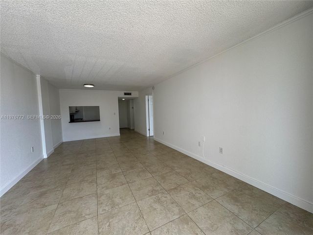 13120 SW 92nd Ave B-302, Miami, FL 33176