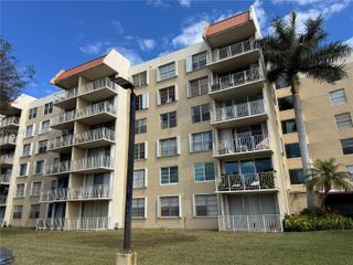 13120 SW 92nd Ave B-302, Miami, FL 33176