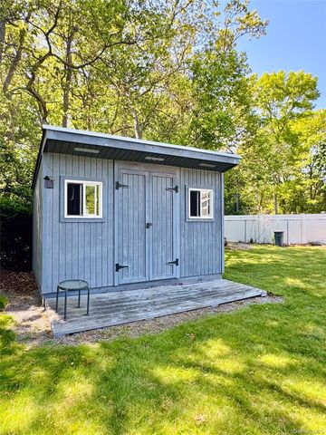 8 Donnatella Lane, Nesconset, NY 11767