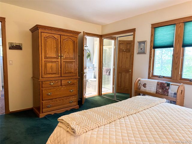 8 Donnatella Lane, Nesconset, NY 11767