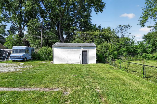 5936 E Shimer Avenue, Indianapolis, IN 46219