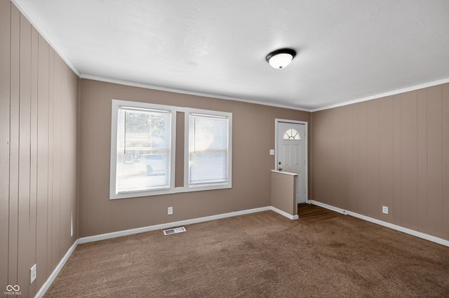 5936 E Shimer Avenue, Indianapolis, IN 46219