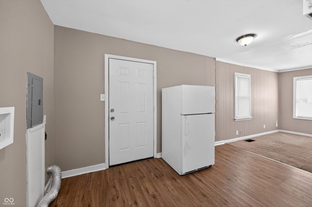 5936 E Shimer Avenue, Indianapolis, IN 46219