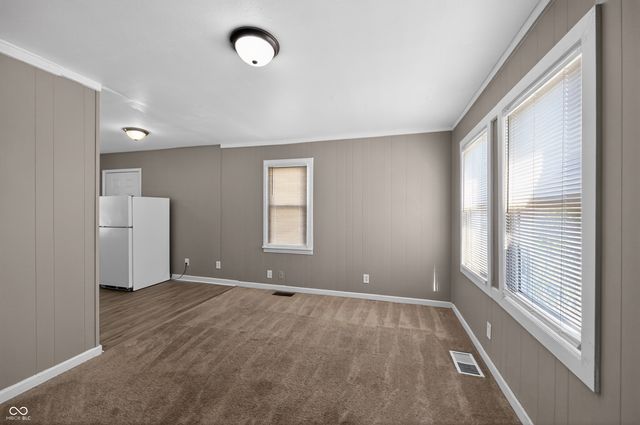 5936 E Shimer Avenue, Indianapolis, IN 46219