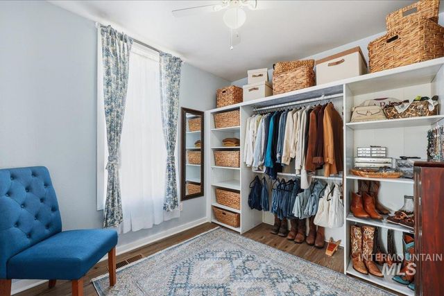 1214 Everett St, Caldwell, ID 83605