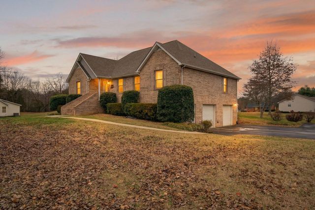 1505 Donna Pl, Cookeville, TN 38506