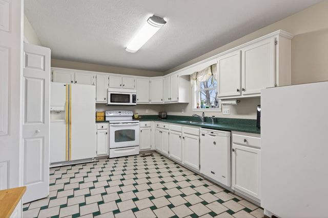 1505 Donna Pl, Cookeville, TN 38506