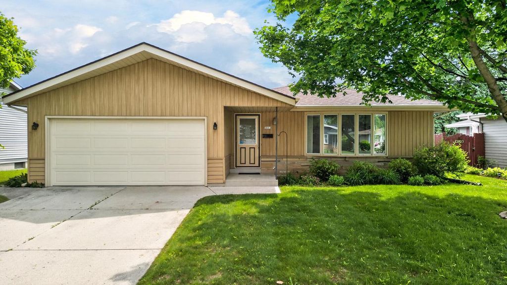 3801 S 14th STREET, Sheboygan, WI 53081