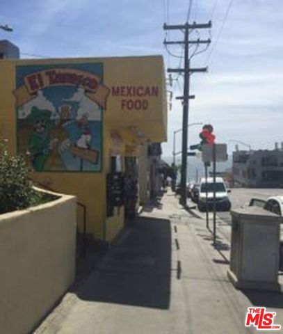 472 Rosecrans Avenue, Manhattan Beach, CA 90266
