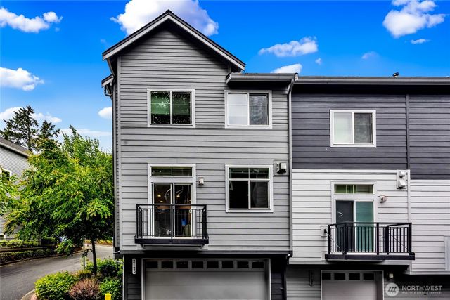 2129 NW Talus Dr, Issaquah, WA 98027