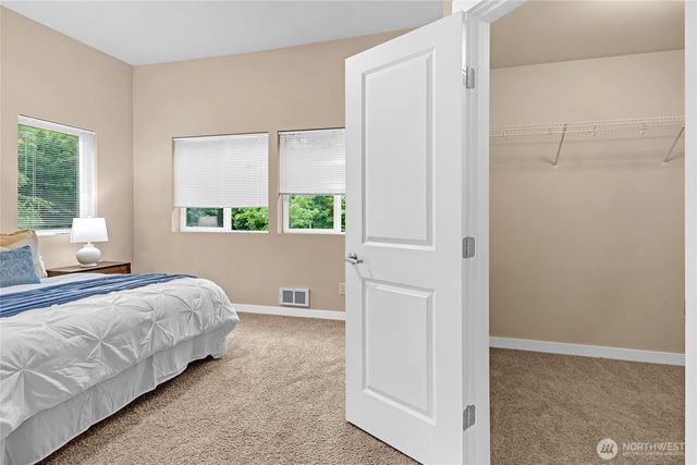 2129 NW Talus Dr, Issaquah, WA 98027