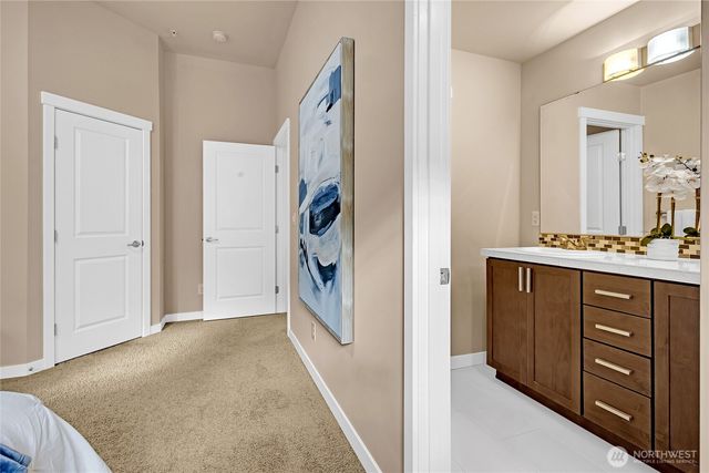2129 NW Talus Dr, Issaquah, WA 98027