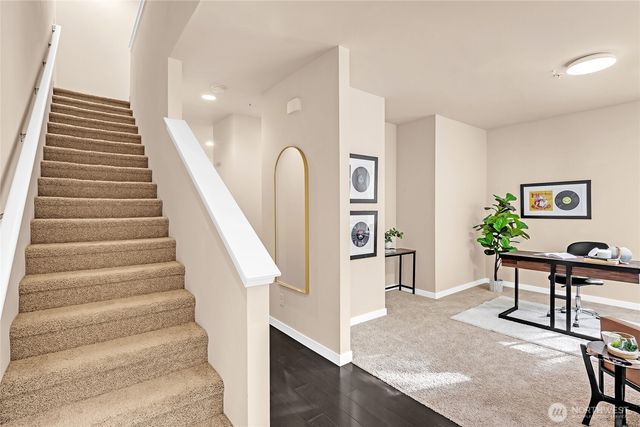 2129 NW Talus Dr, Issaquah, WA 98027