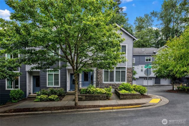 2129 NW Talus Dr, Issaquah, WA 98027