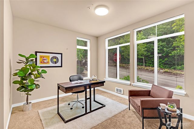 2129 NW Talus Dr, Issaquah, WA 98027