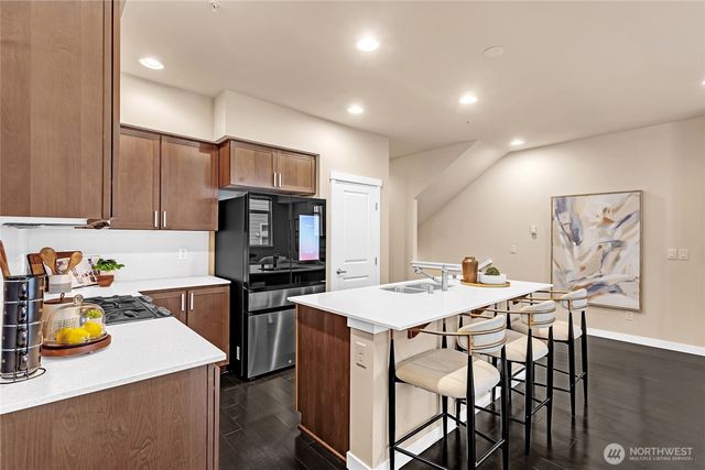 2129 NW Talus Dr, Issaquah, WA 98027