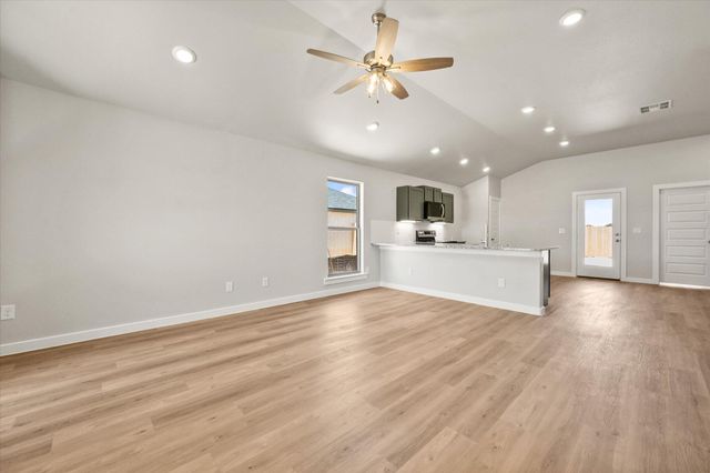 2306 133rd Street, Lubbock, TX 79423