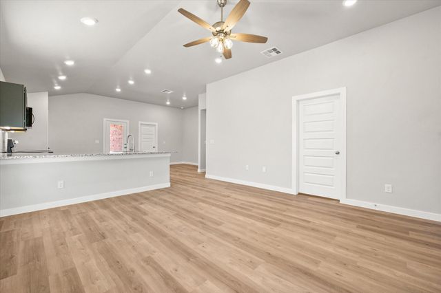 2306 133rd Street, Lubbock, TX 79423