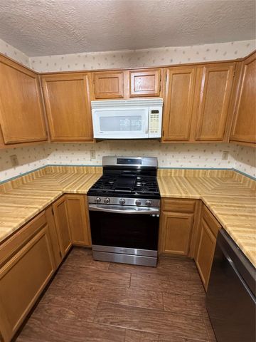 10941 Rosewood Court, La Porte, TX 77571