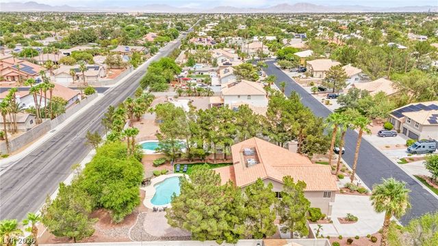 8336 Garnet Canyon Lane, Las Vegas, NV 89129