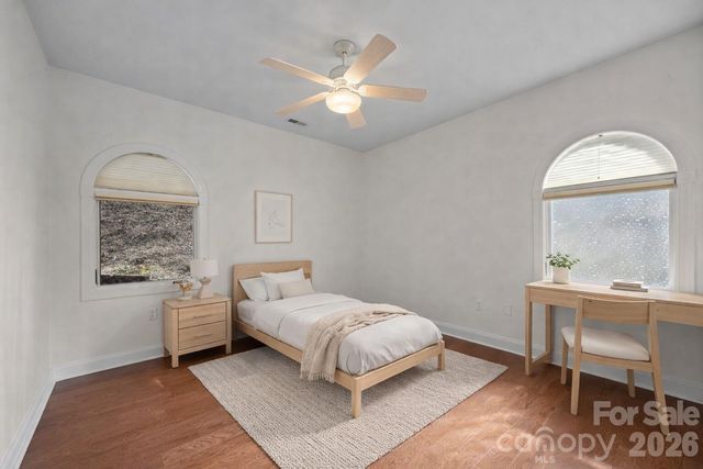 26 Ocaso Drive, Asheville, NC 28806