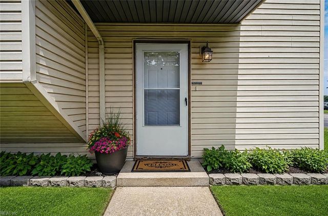 1331 Sierra DR, Virginia Beach, VA 23453