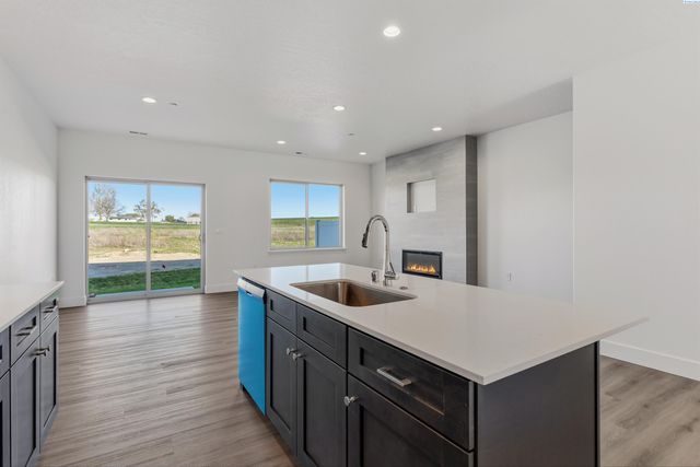 4517 Road 114, Pasco, WA 99301