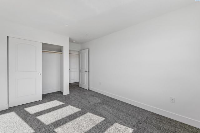 4517 Road 114, Pasco, WA 99301