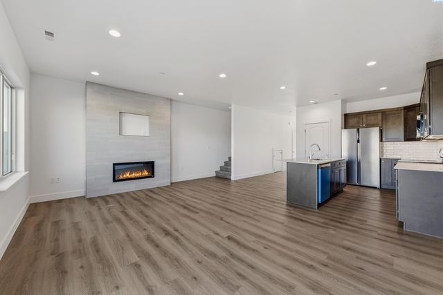 4517 Road 114, Pasco, WA 99301