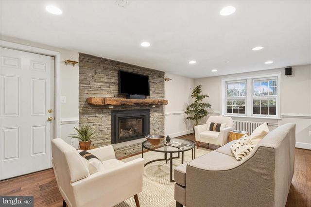 1503 N JEFFERSON ST, Arlington, VA 22205