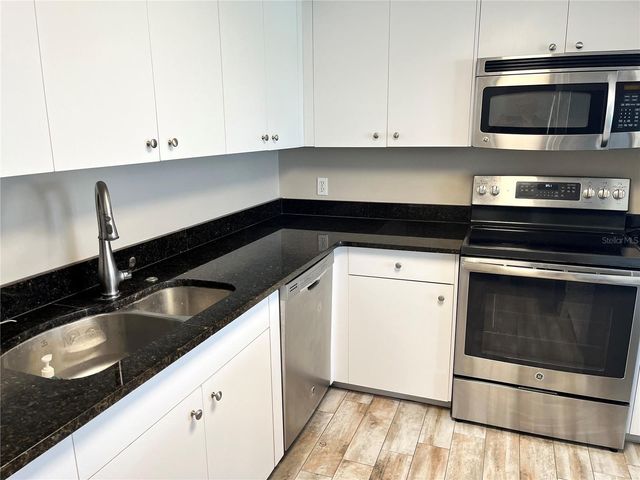 880 MANDALAY AVENUE N414, Clearwater Beach, FL 33767