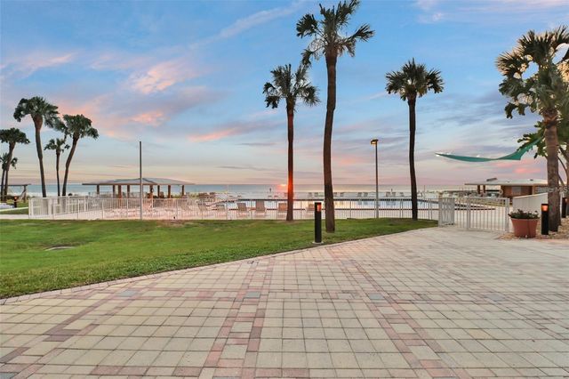 880 MANDALAY AVENUE N414, Clearwater Beach, FL 33767