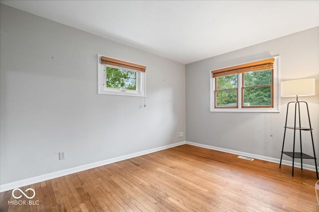 8016 Chiltern Drive, Indianapolis, IN 46268