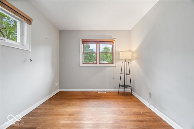8016 Chiltern Drive, Indianapolis, IN 46268